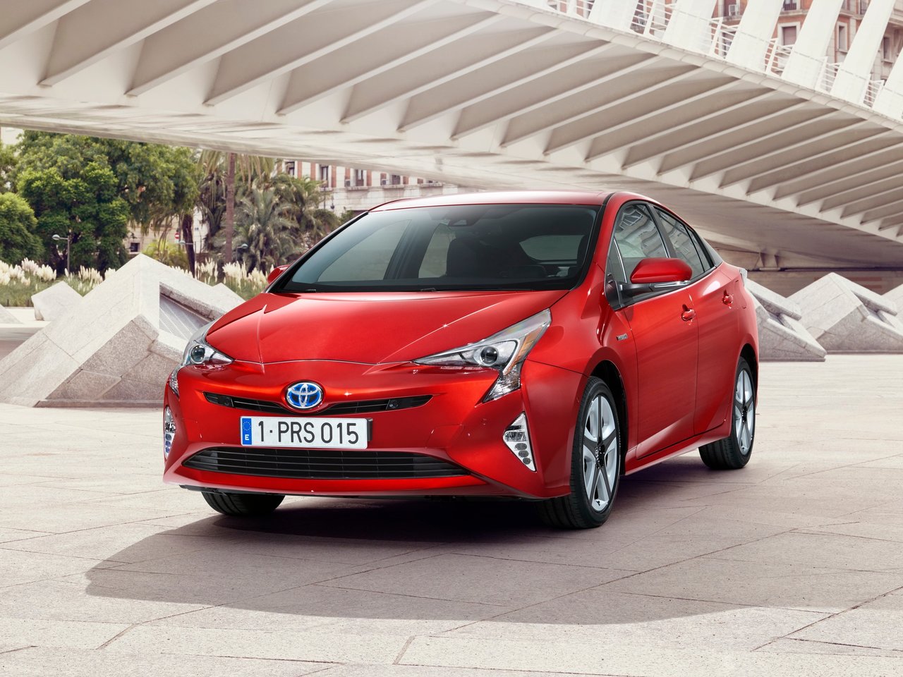 Подбор шин на Toyota Prius IV (XW50)