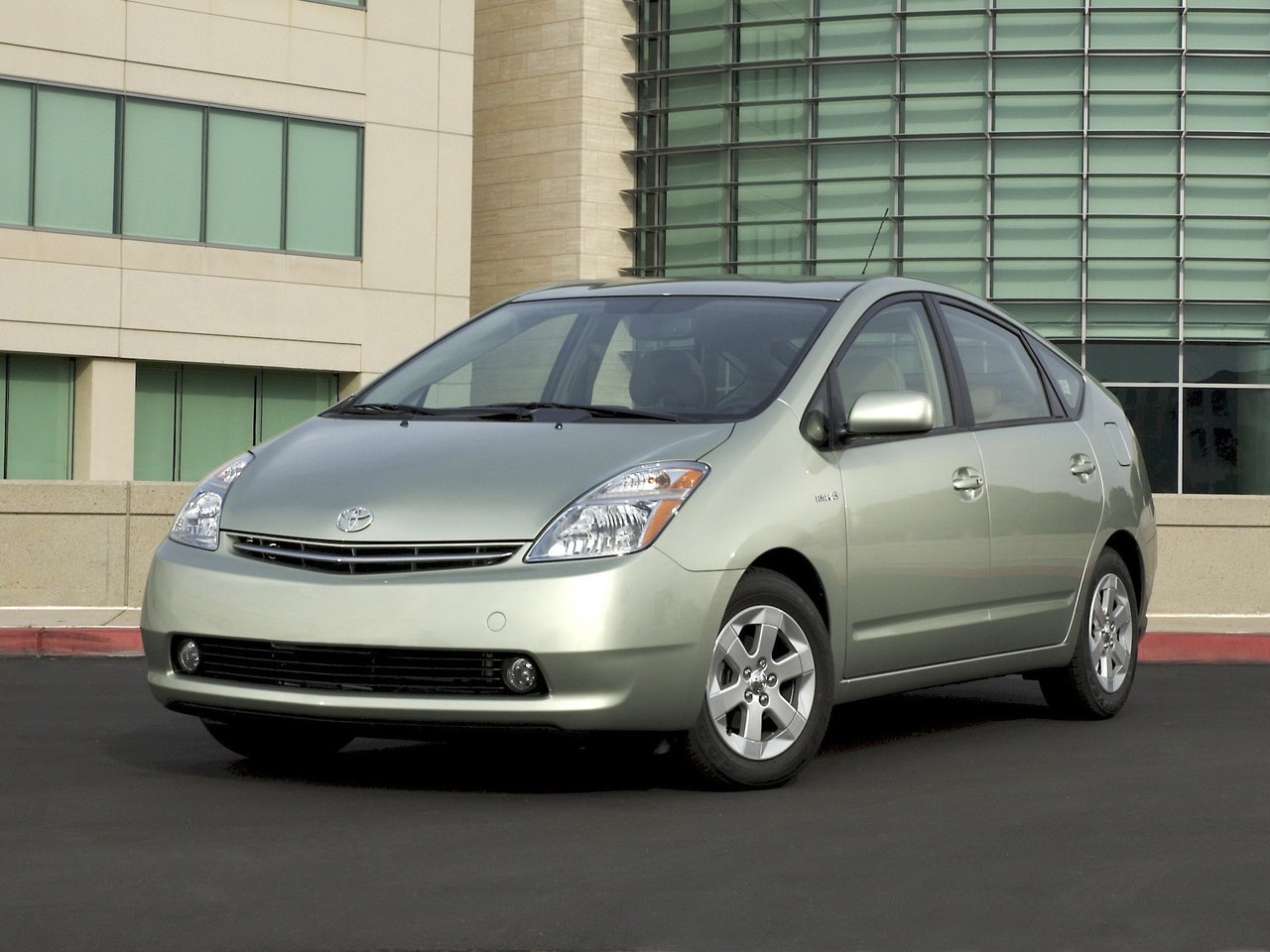 Подбор шин на Toyota Prius
