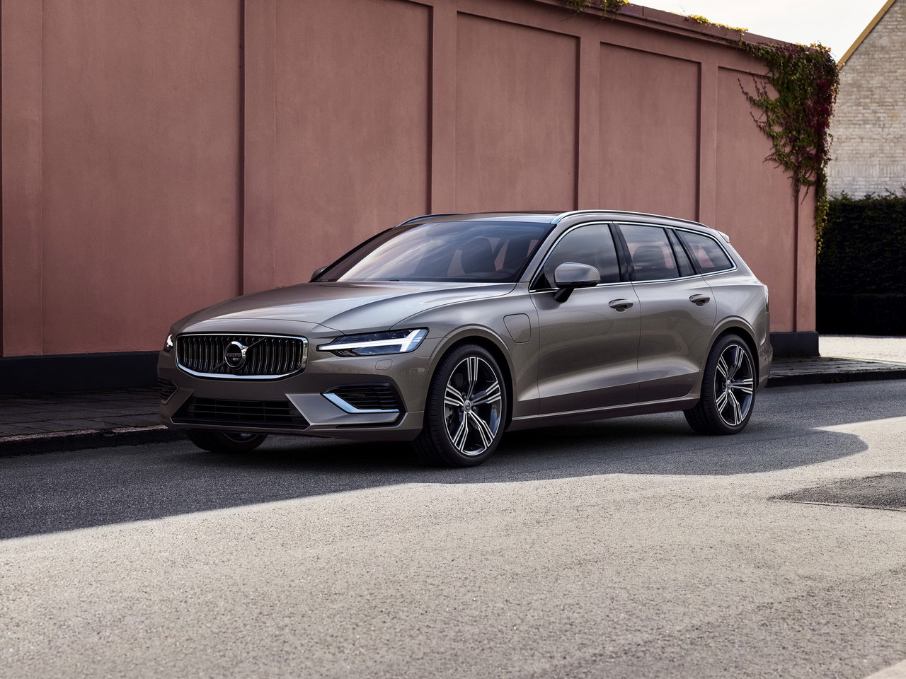 Подбор шин на Volvo V60 II
