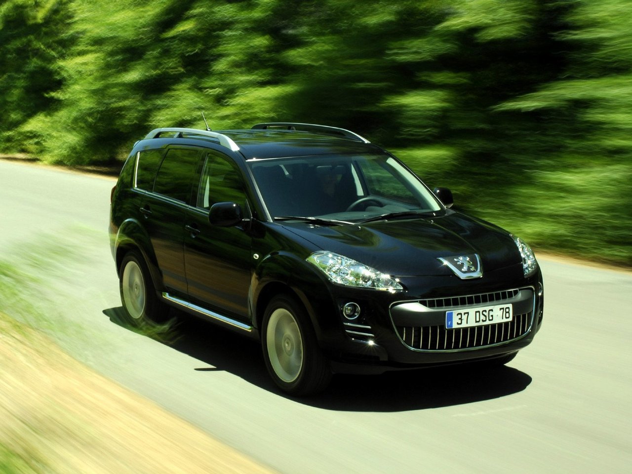 Подбор шин на Peugeot 4007
