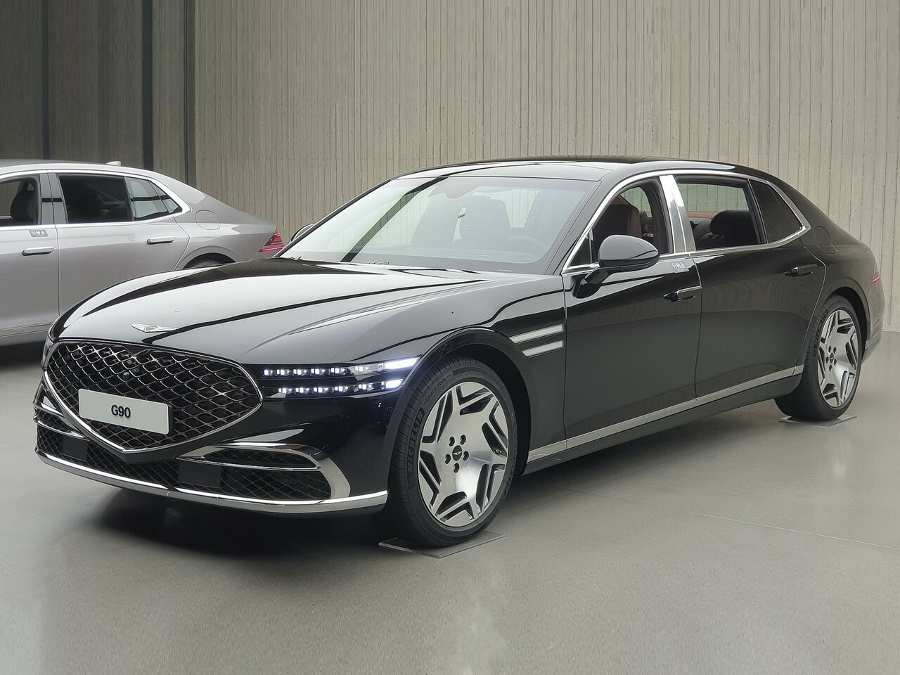 Подбор шин и дисков для автомобиля Genesis G90 II. Шины на Genesis G90 II
