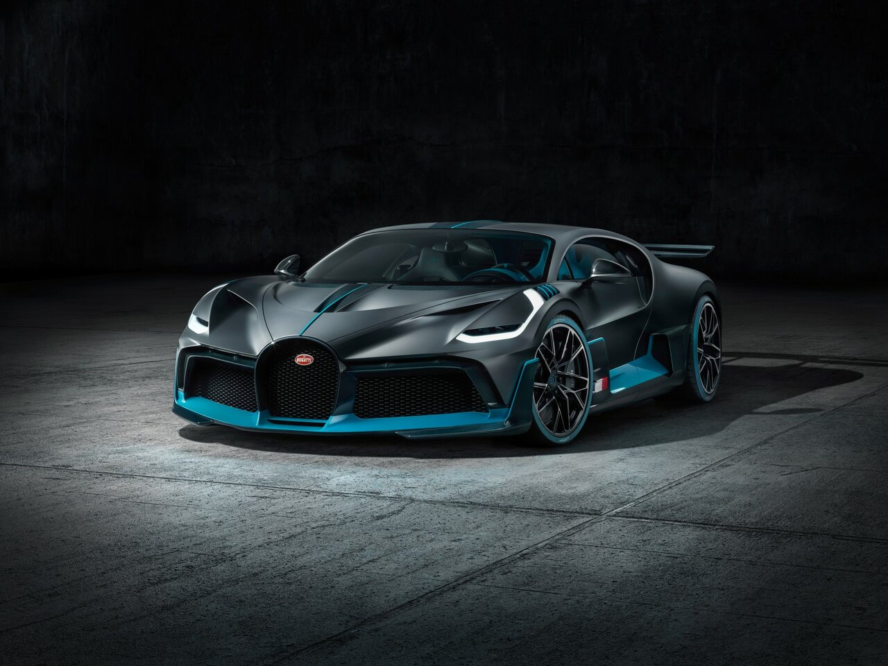 Подбор шин и дисков для автомобиля Bugatti Divo. Шины на Bugatti Divo