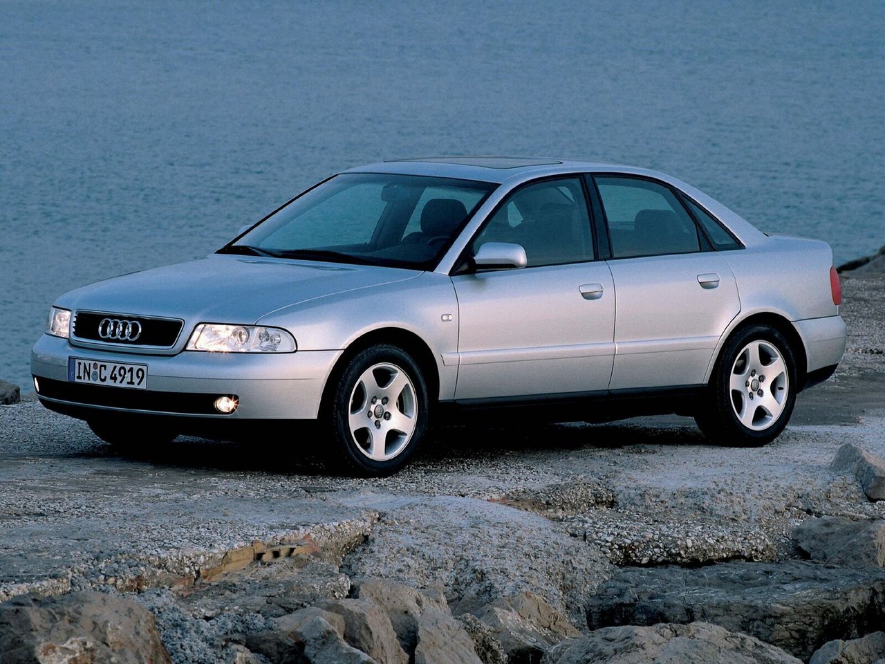 Подбор шин на Audi A4