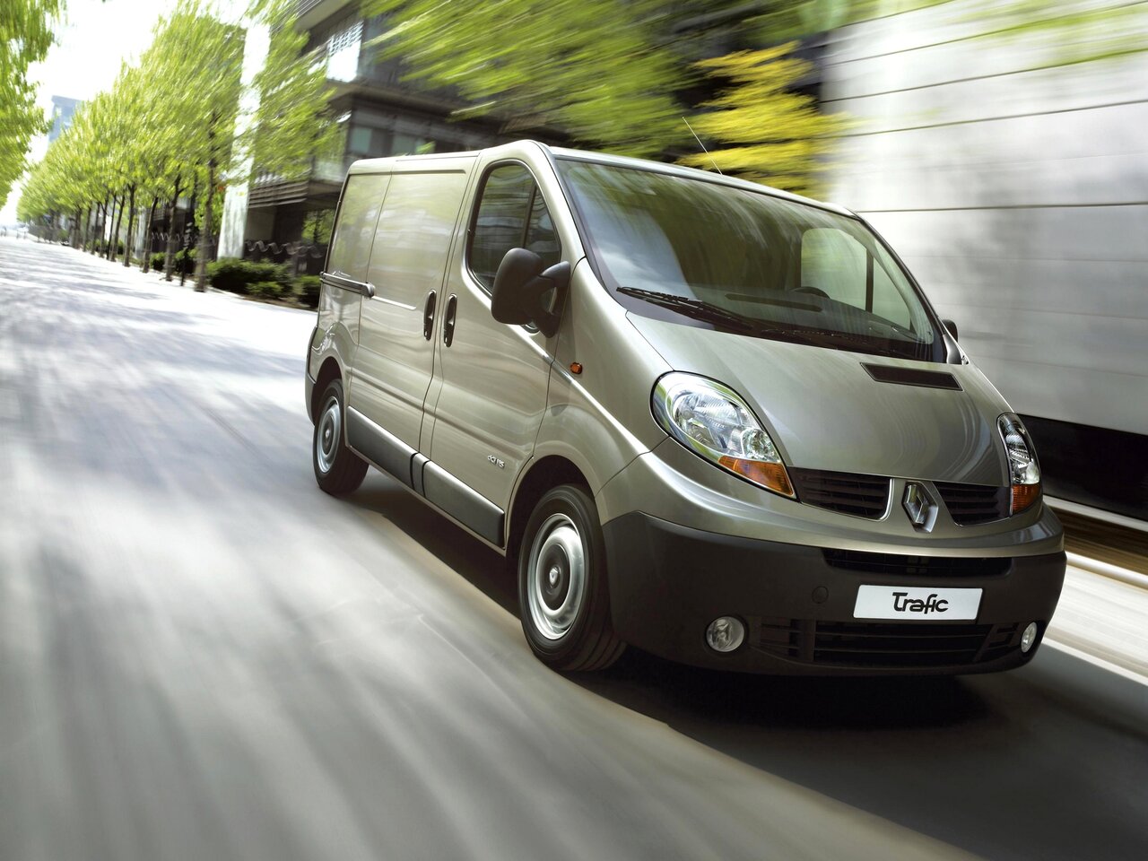 Подбор шин на Renault Trafic